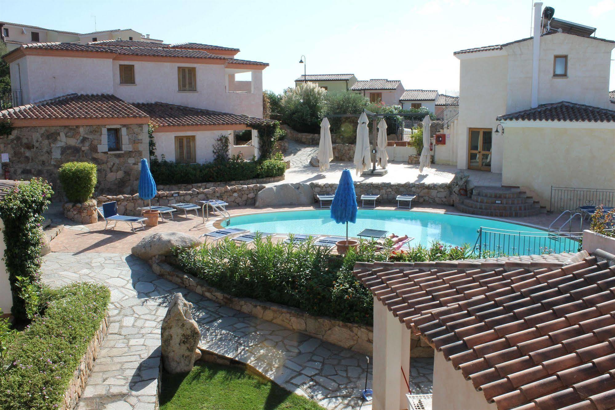 Aparthotel Bouganvillage 3*